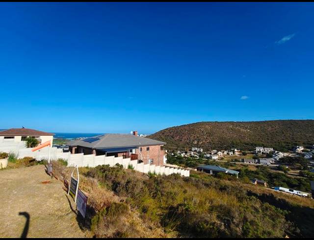 LAND FOR SALE IN ISLAND VIEW